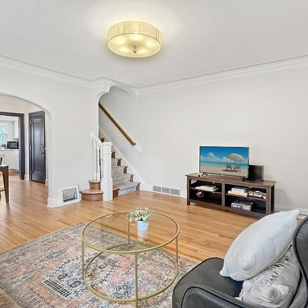 Cozy 3Br Home By Ingersoll Restaurant Scene Des Moines Luaran gambar