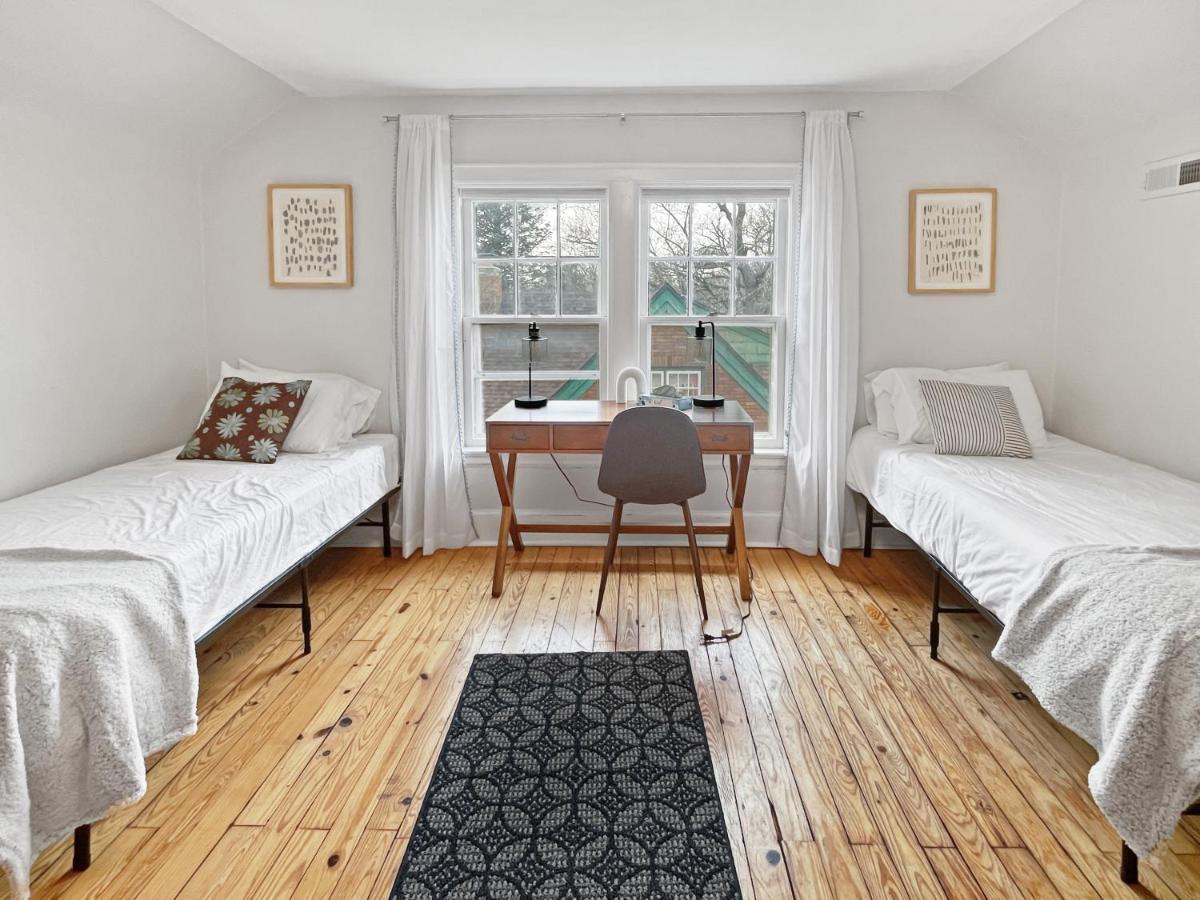 Cozy 3Br Home By Ingersoll Restaurant Scene Des Moines Luaran gambar