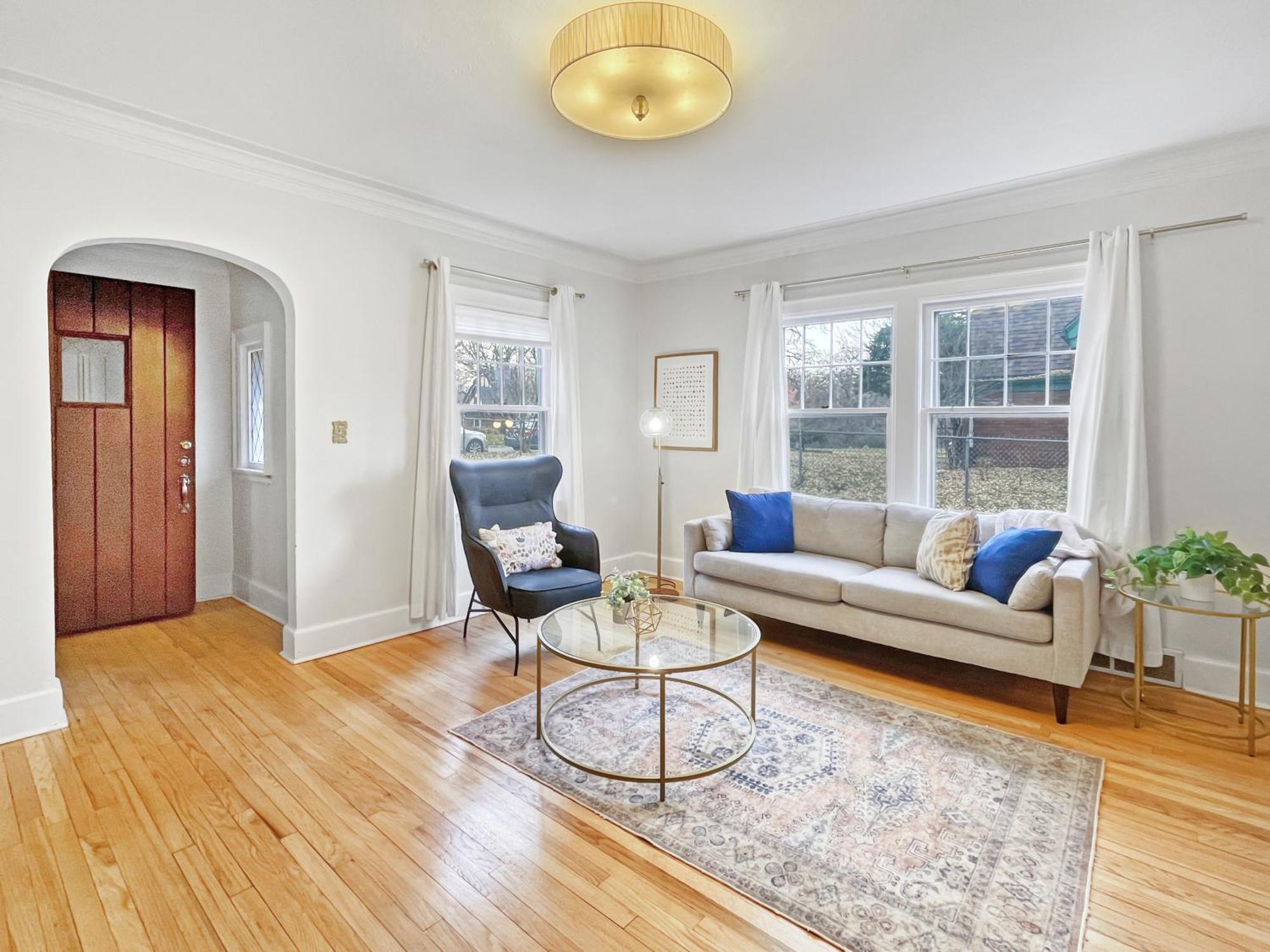 Cozy 3Br Home By Ingersoll Restaurant Scene Des Moines Luaran gambar